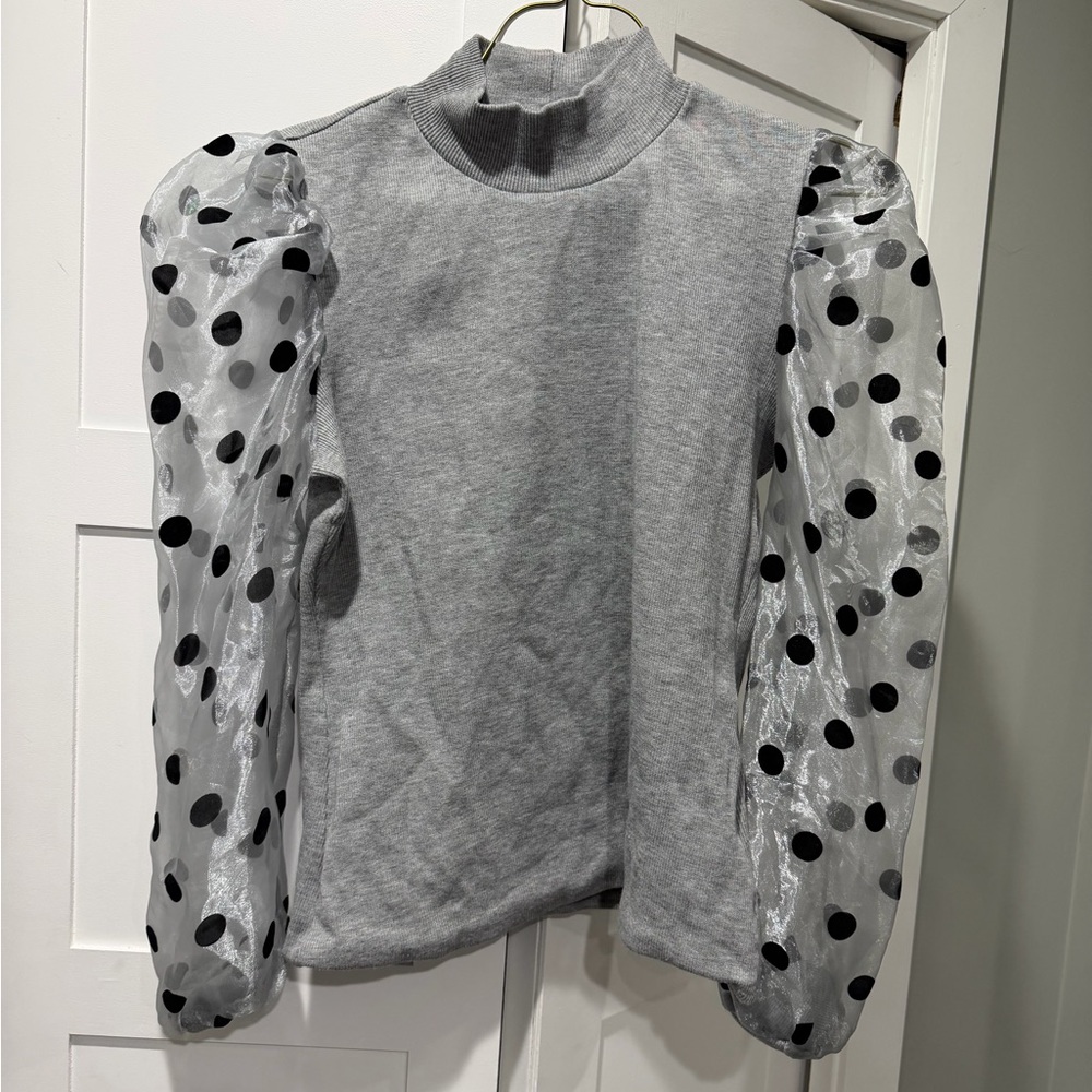 CBR Gray Knit Top with Ribbed Texture
